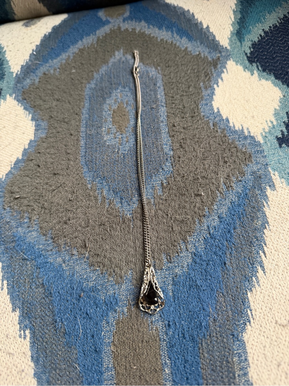 Black Teardrop Pendant Necklace